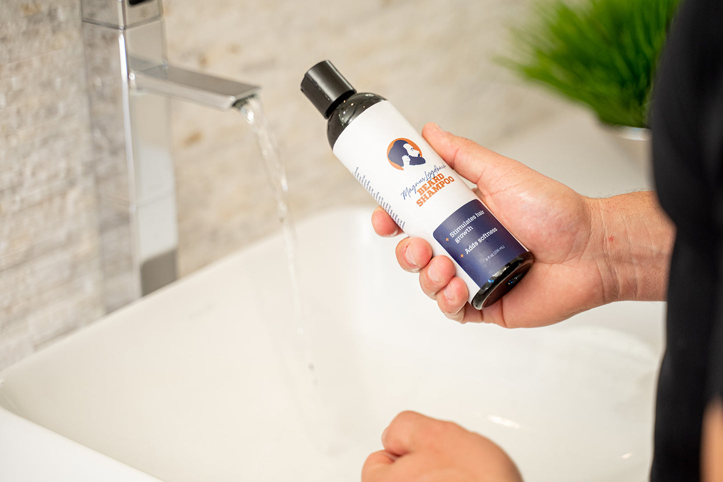 Magnus Method Antibacterial Beard Shampoo